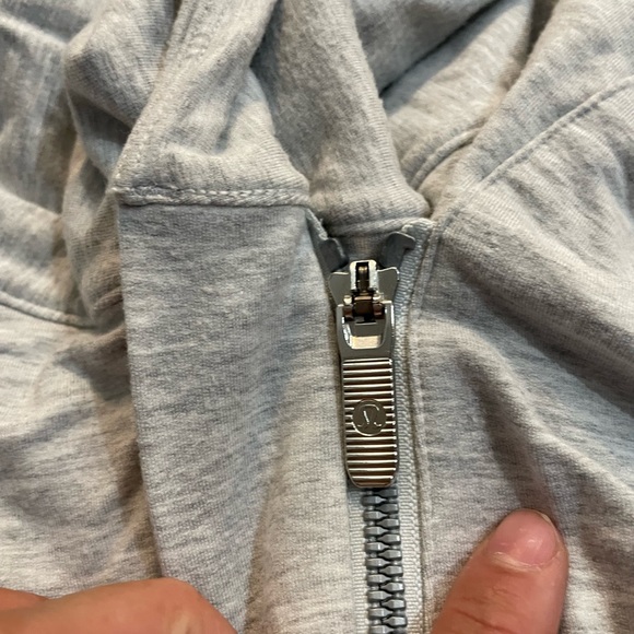 Lululemon zip up wrap - Picture 7 of 7